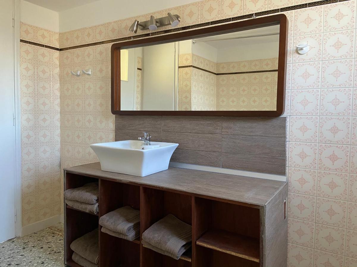 Athens Riviera: 2 Bed / 3' Walk From The Beach Agia Marina  Exteriör bild