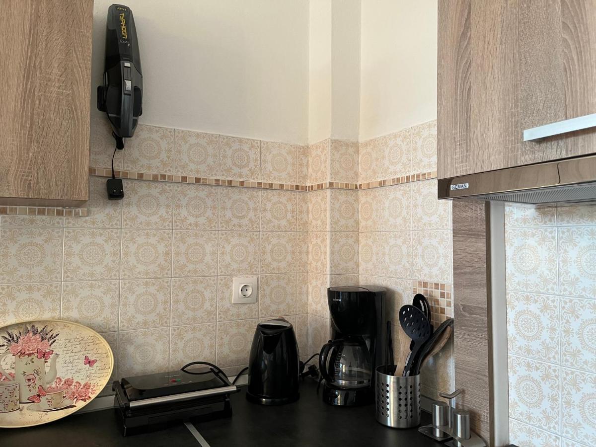 Athens Riviera: 2 Bed / 3' Walk From The Beach Agia Marina  Exteriör bild