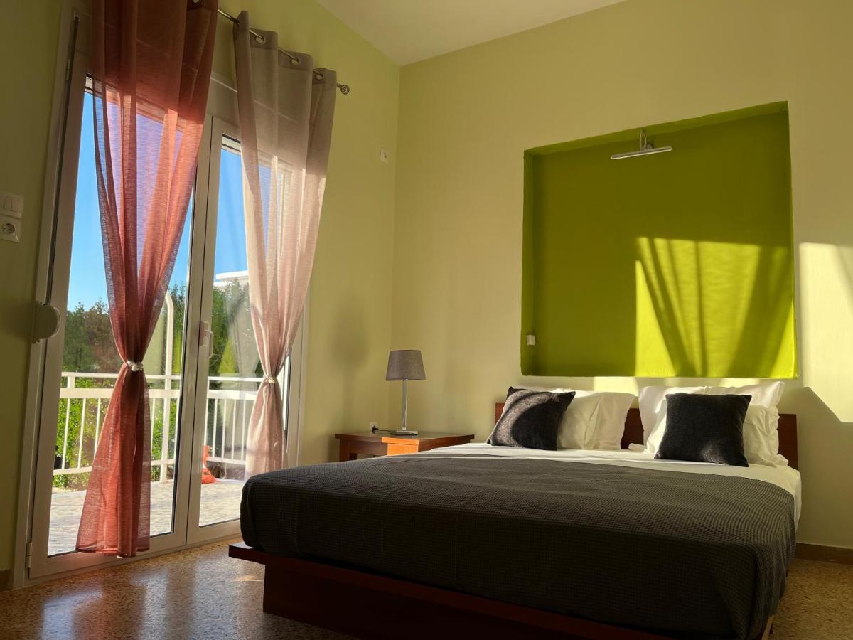 Athens Riviera: 2 Bed / 3' Walk From The Beach Agia Marina  Exteriör bild